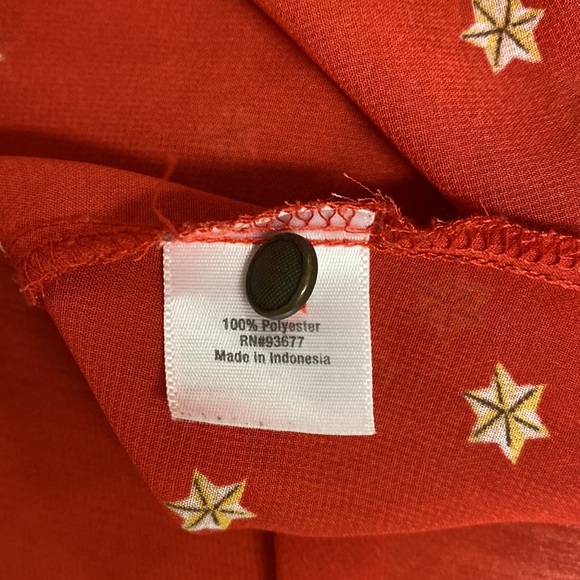 a.n.a A New Approach Petite red and gold blouse - Picture 8 of 11